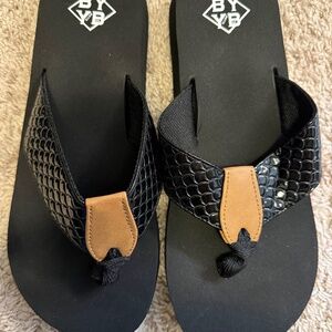 Size 9 New Black Sandals